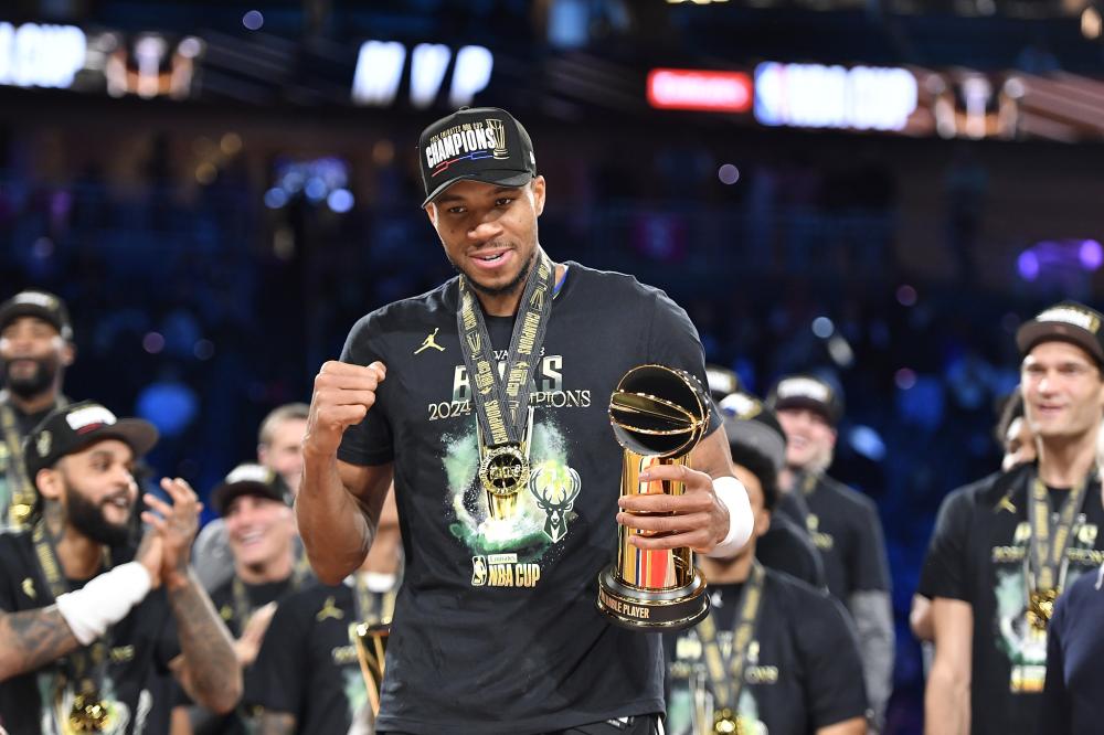 战术挑战的 战术挑战的