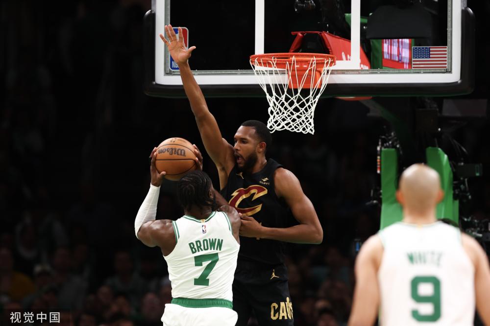 更是吸引了 更是吸引了