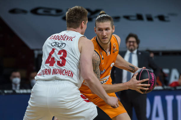 克莱并非独 克莱并非独